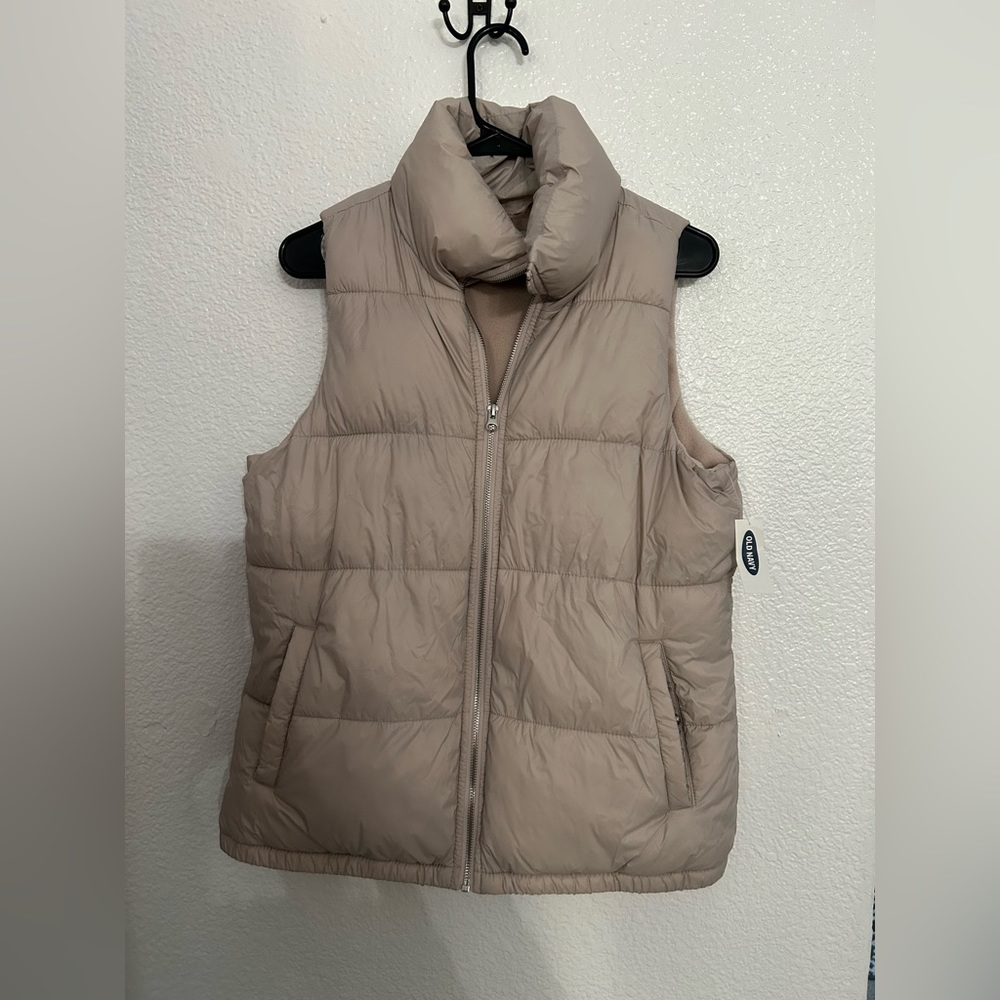 Dusty pink puffer vest